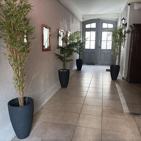 Saëns 5-T2 avec garage privé optionnel-Centre historique et plages à 16km ! Béziers Exterior foto